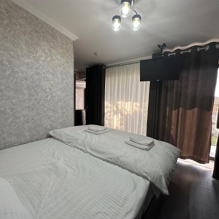 Byond Hotel & Hostel Tasjkent Eksteriør bilde