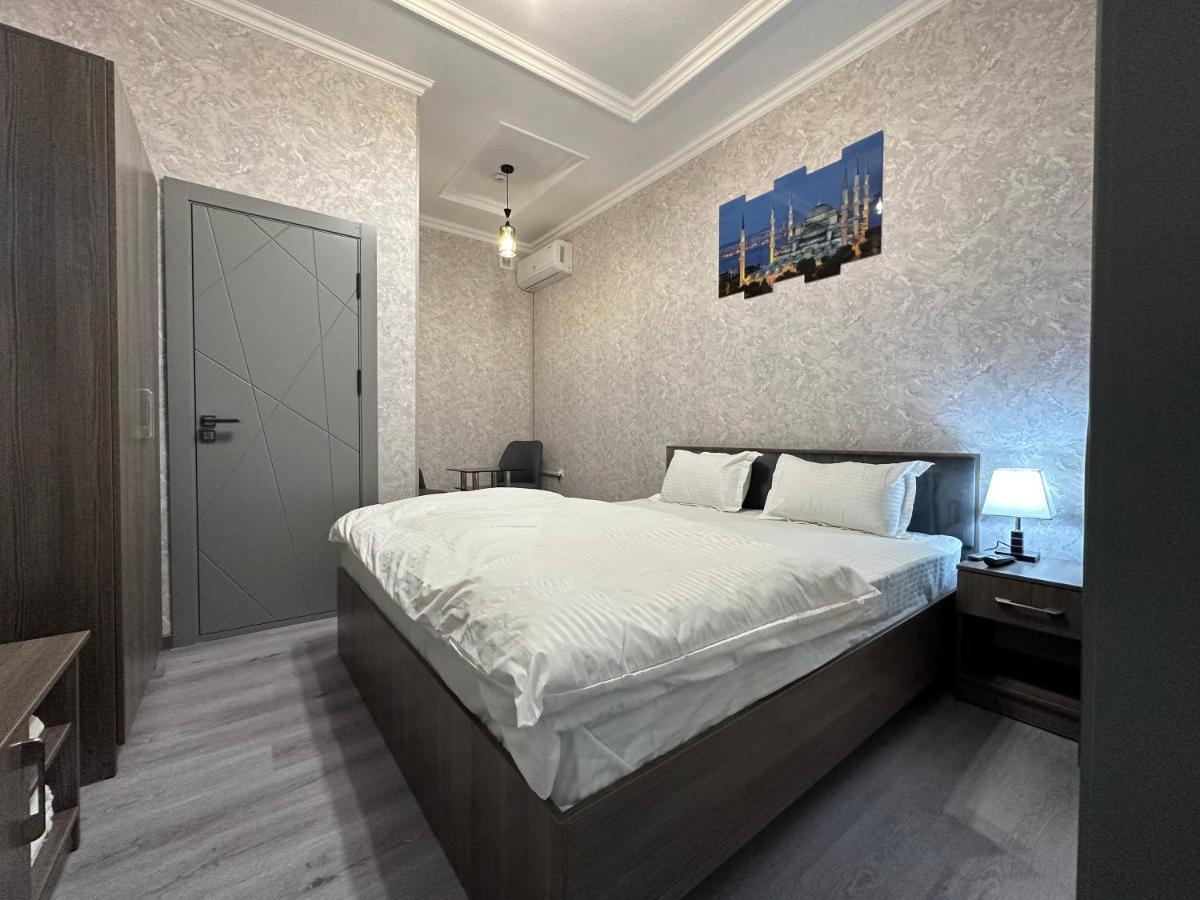 Byond Hotel & Hostel Tasjkent Eksteriør bilde