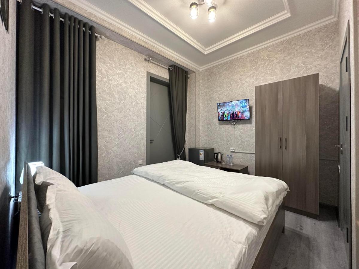 Byond Hotel & Hostel Tasjkent Eksteriør bilde