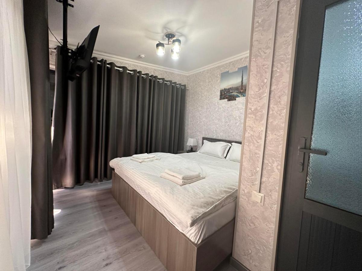 Byond Hotel & Hostel Tasjkent Eksteriør bilde