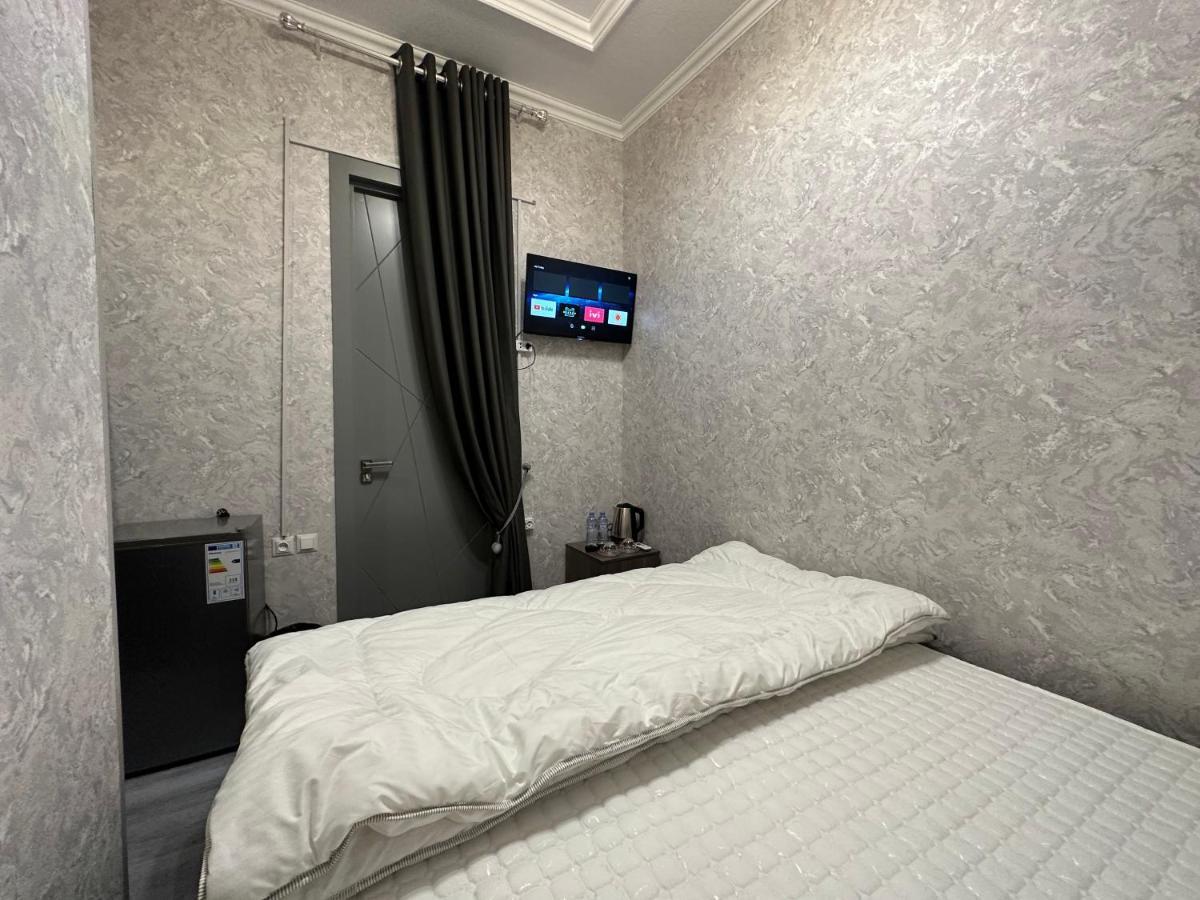 Byond Hotel & Hostel Tasjkent Eksteriør bilde