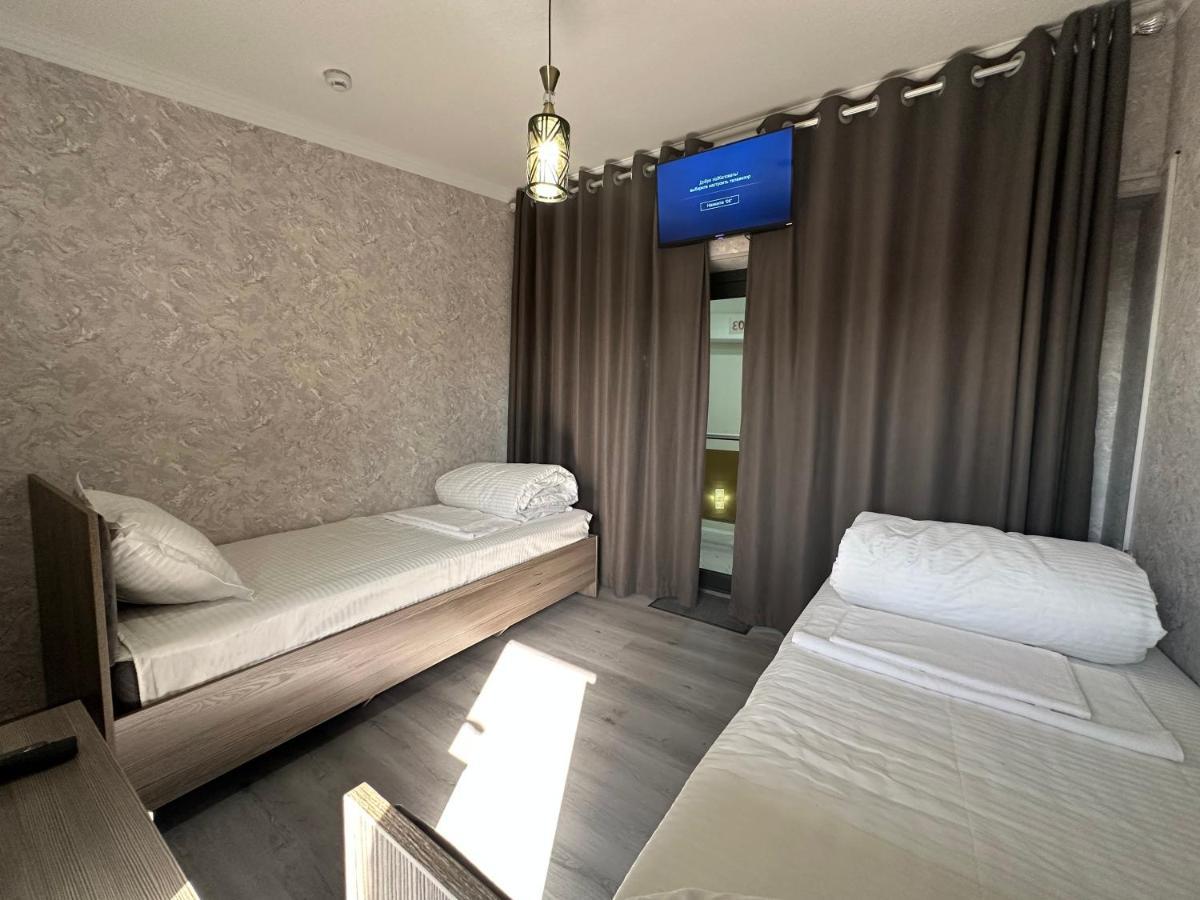 Byond Hotel & Hostel Tasjkent Eksteriør bilde
